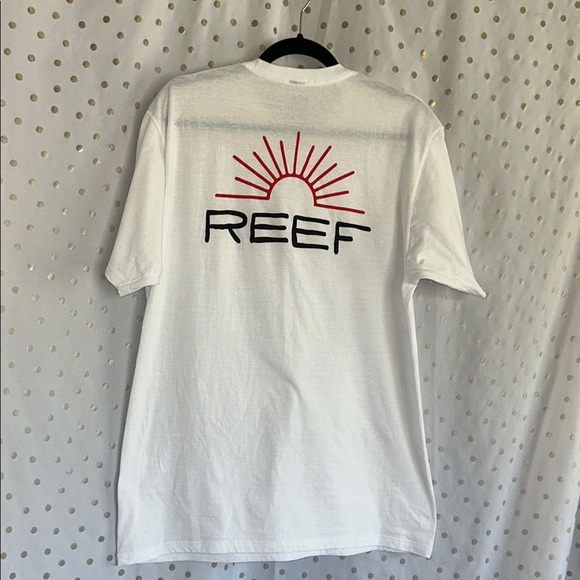Reef Classic White Short Sleeve Tee - Picture 2 of 8